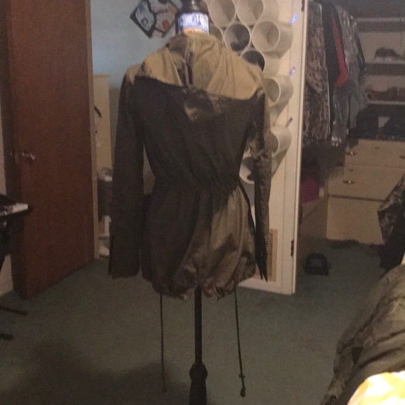 Olive green jacket - Picture 4 of 5